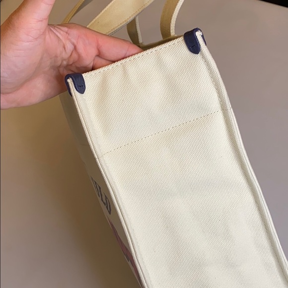 Draper James Dolly Tote - Picture 9 of 15